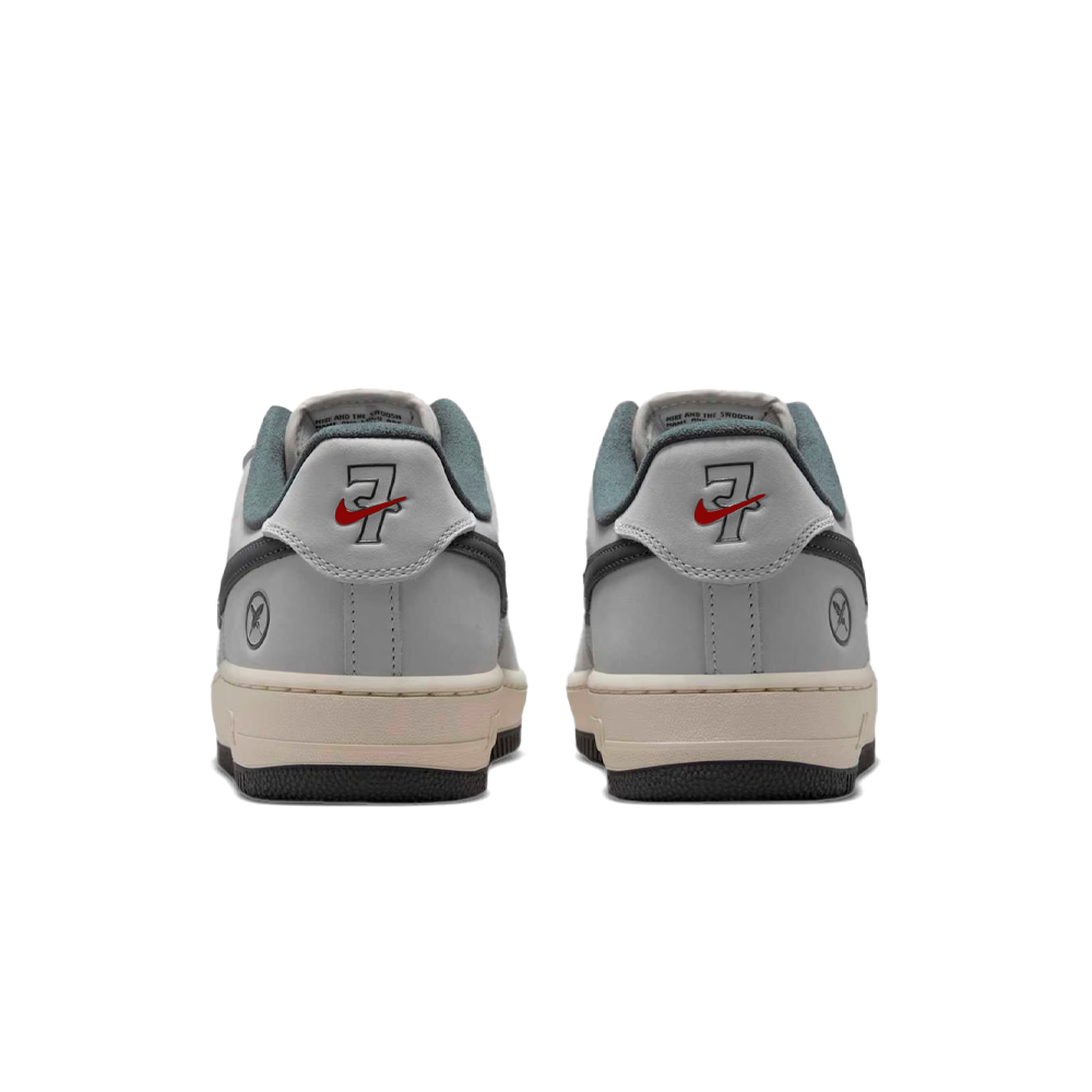 Tênis Nike SB Air Force 1Yuto