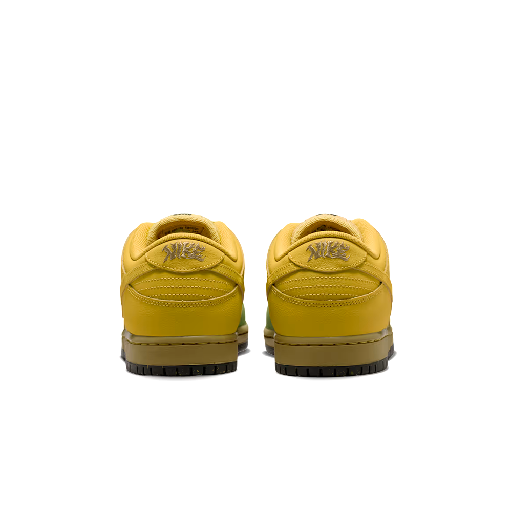 Tênis Nike SB Dunk Low Pro WC