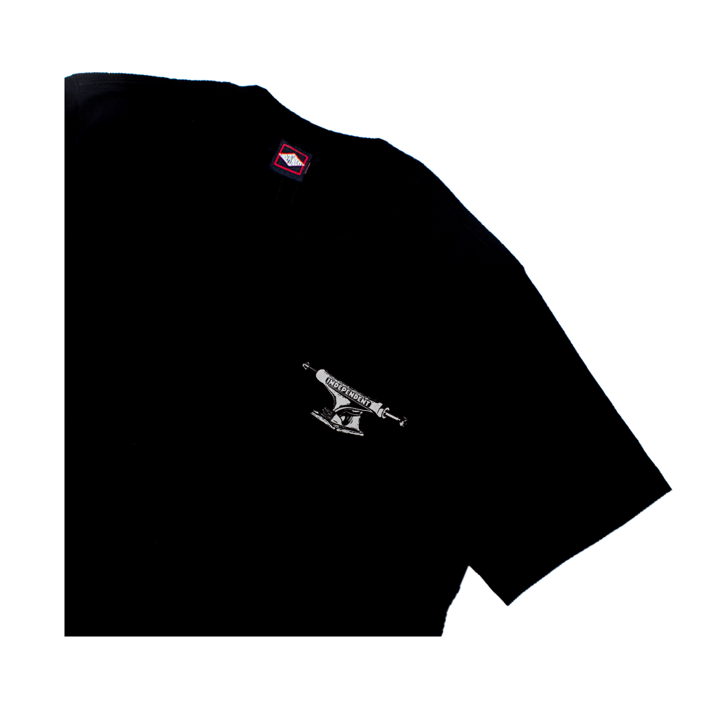 Camiseta Independent Truck Chest SS