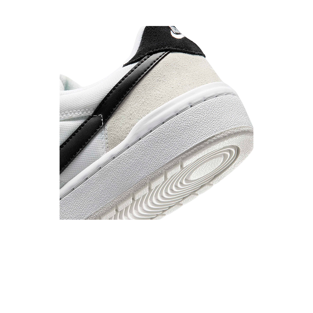 Tênis Nike SB Code 58