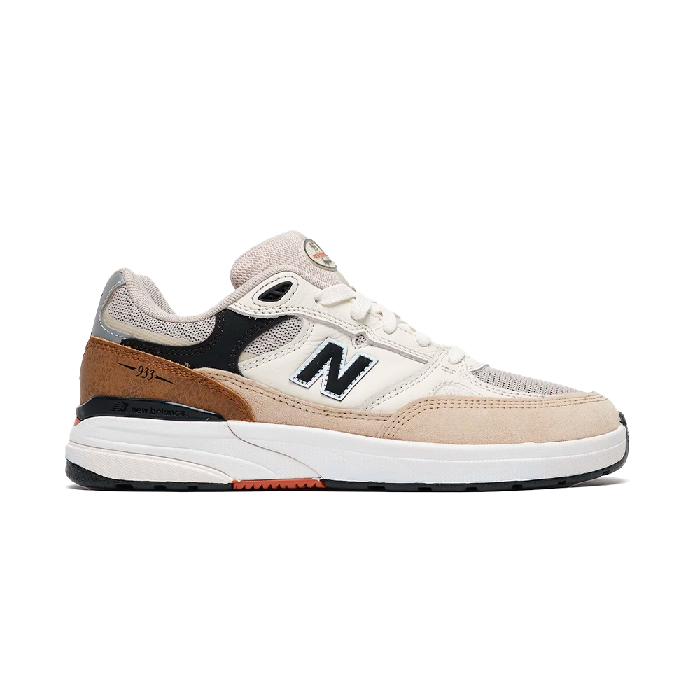 Tênis New Balance Numeric 933 Areia/Bege