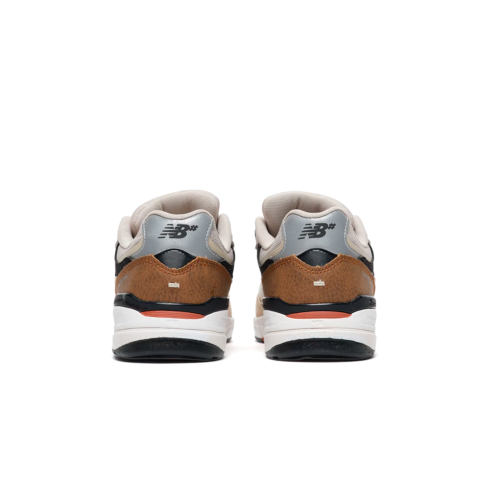 Tênis New Balance Numeric 933 Areia/Bege