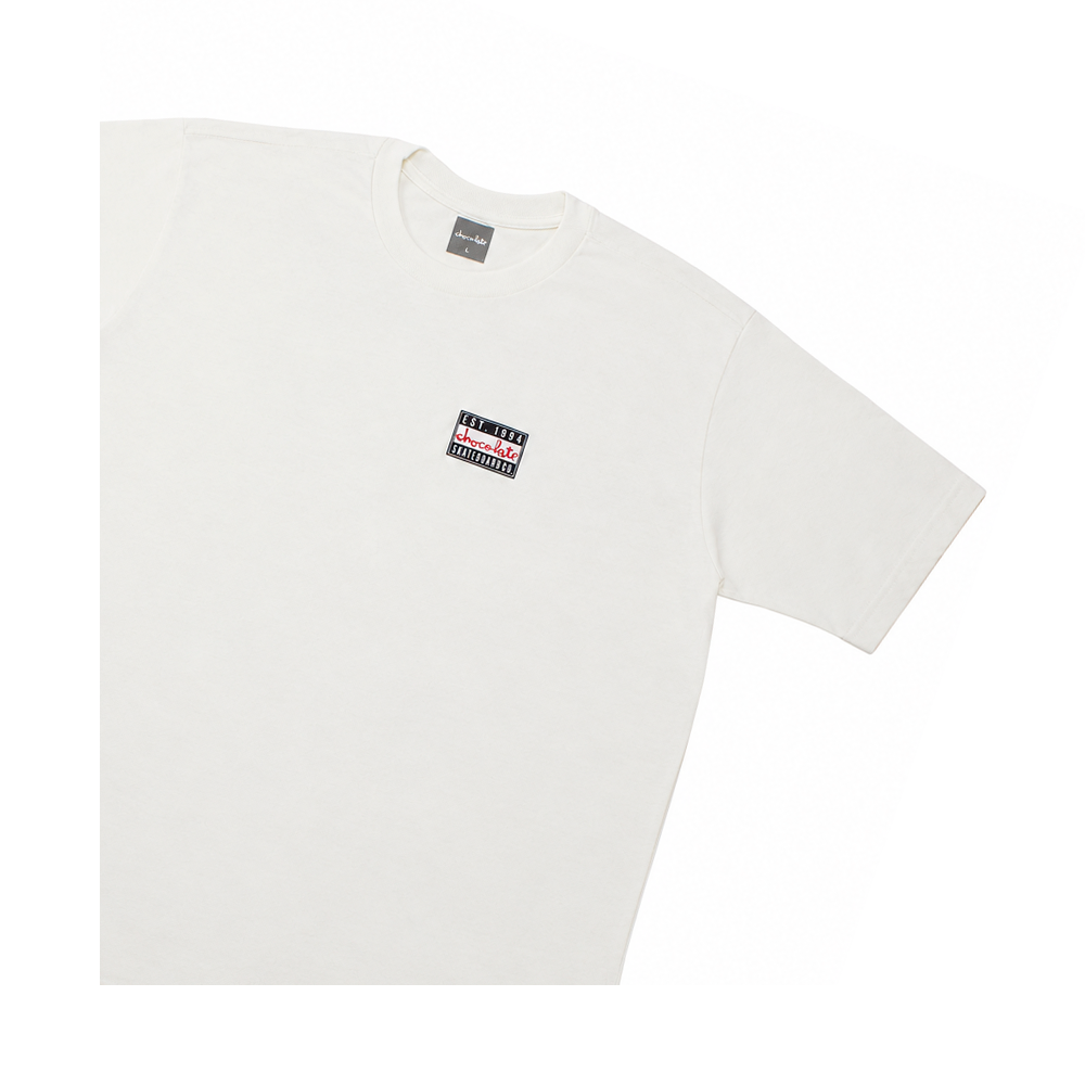Camiseta Chocolate Oversize Parental Over Branco