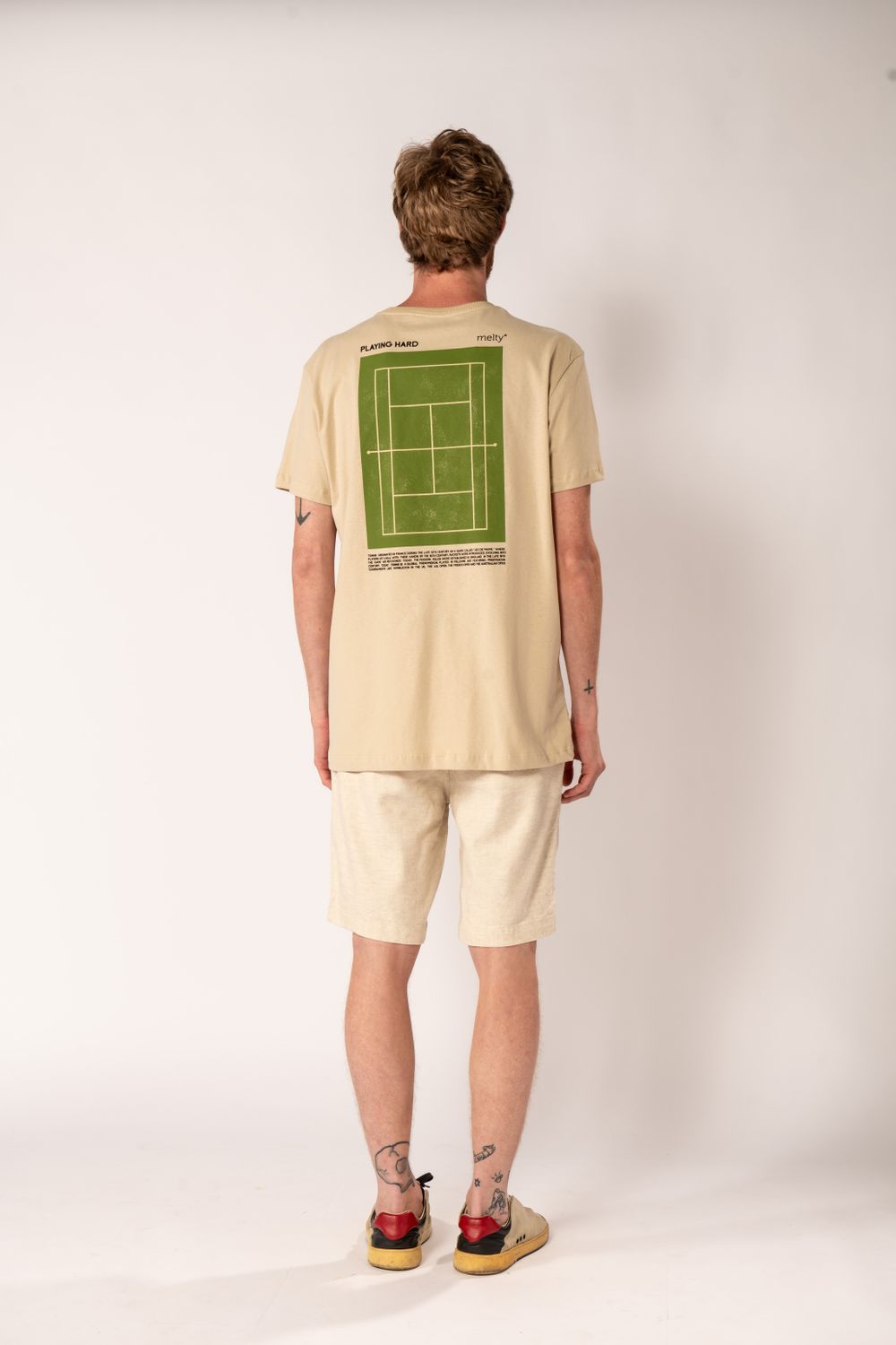 T-shirt Playing Hard