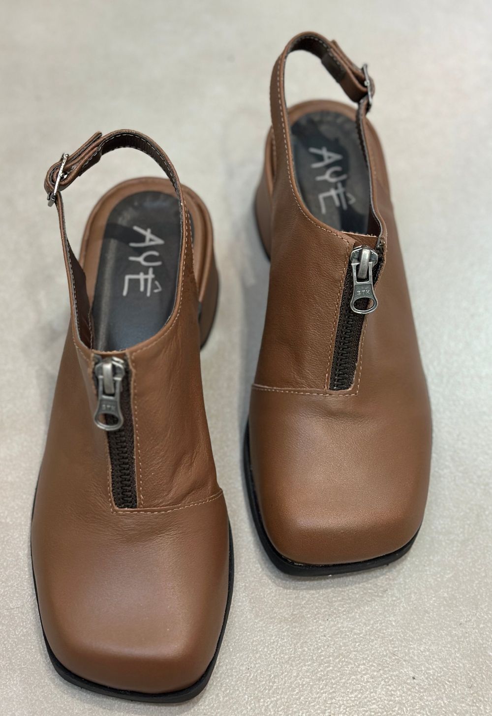 Sapato open mule Aye | Camel