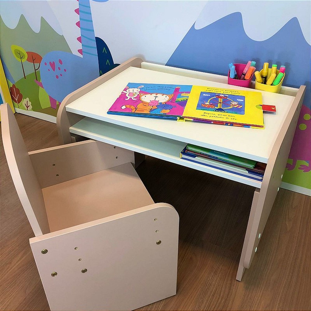 Mesa infantil mais cadeira infantil rosa - com regulagem de altura