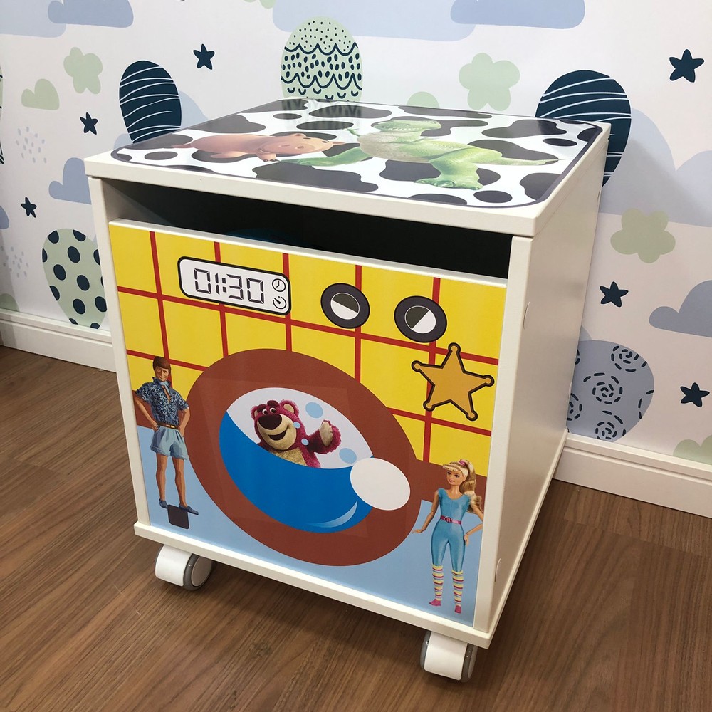 Baú para brinquedos com tampa e rodízio - Toy story - máquina de lavar infantil