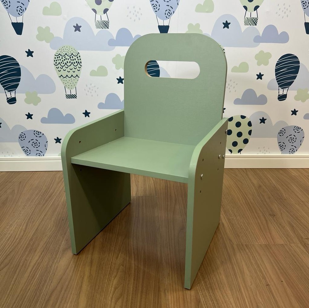Kit mesa grande mais cadeira - regulagem de altura - cor verde