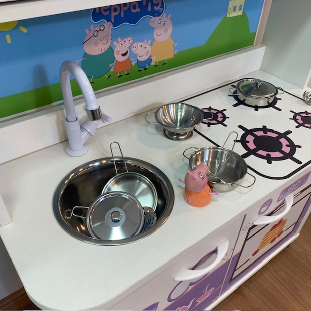 Kit cozinha infantil com geladeira porquinha
