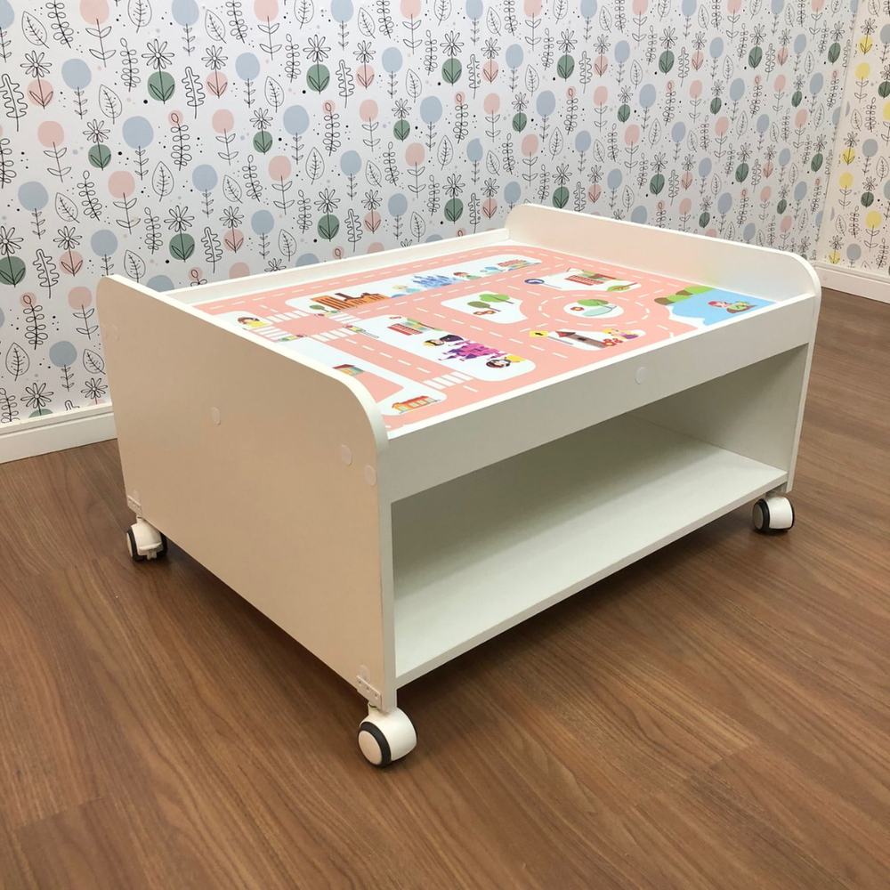 Mesa de centro infantil criativa com tema cidade das princesas 