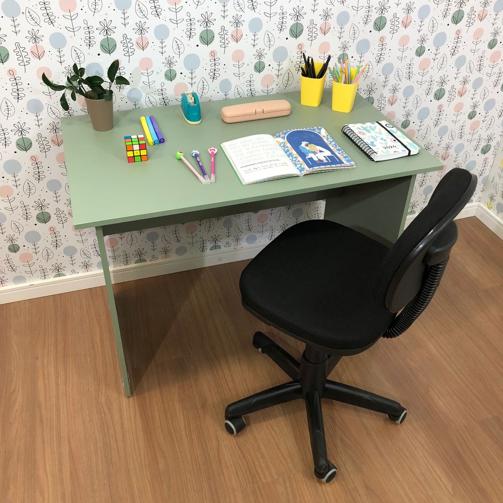 Mesa de estudo- Escrivaninha- Verde com cadeira giratória 