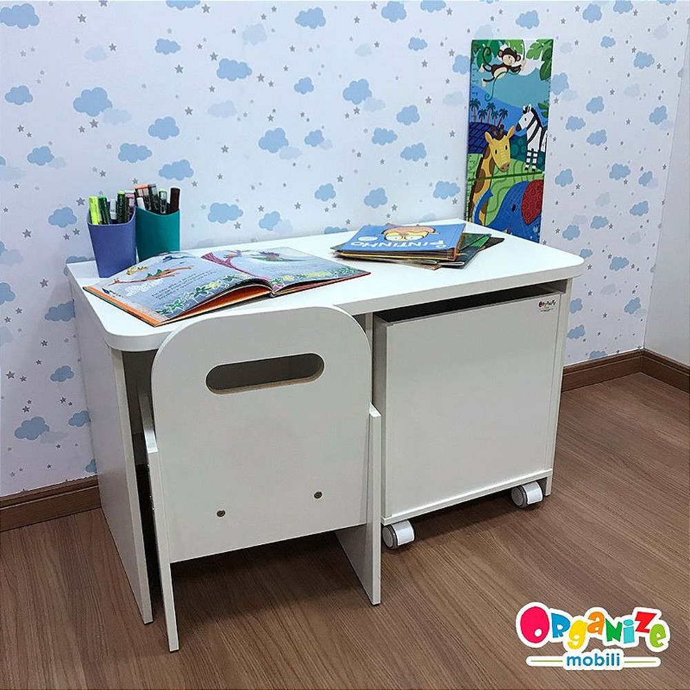 Rack 2 baús branco + um baú branco + uma cadeira com regulagem branca