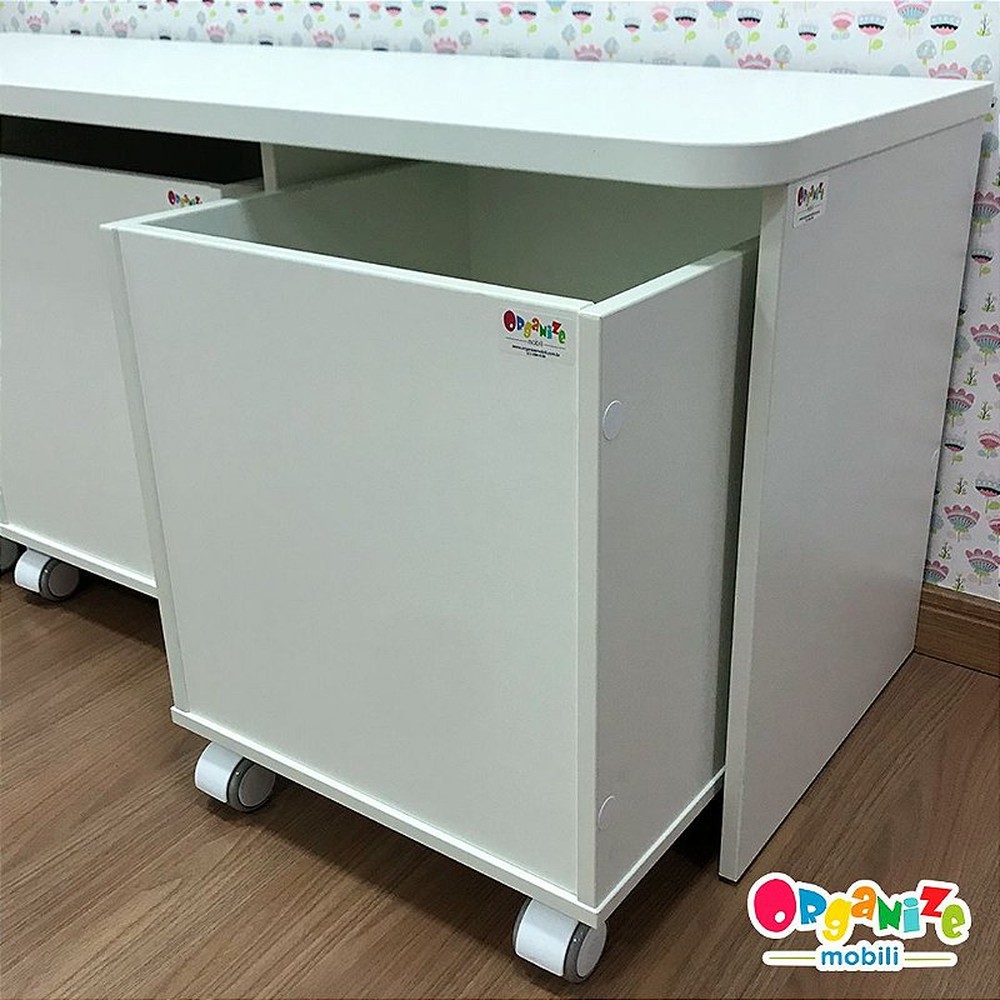 Rack infantil com 3 baús infantil com rodízio