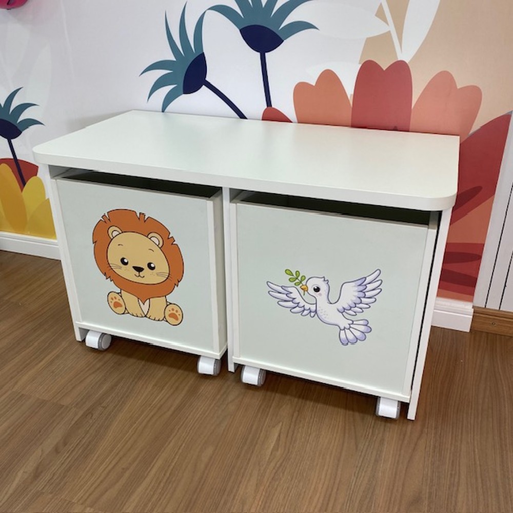 Rack infantil mais 2 baús de brinquedos com tema leão e pombinha