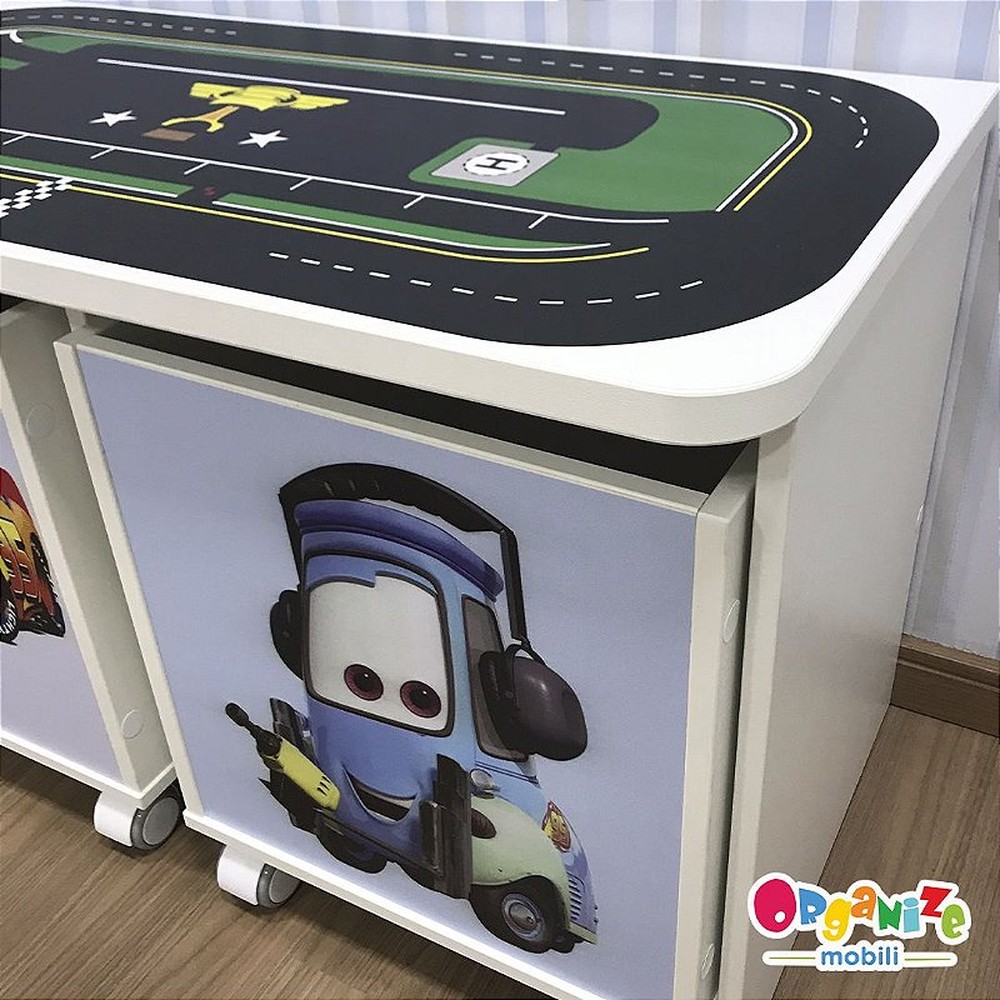 Rack para dois baús tema pista de corridas copa pistão cor branca + 2 baús  temas Carros cor branca