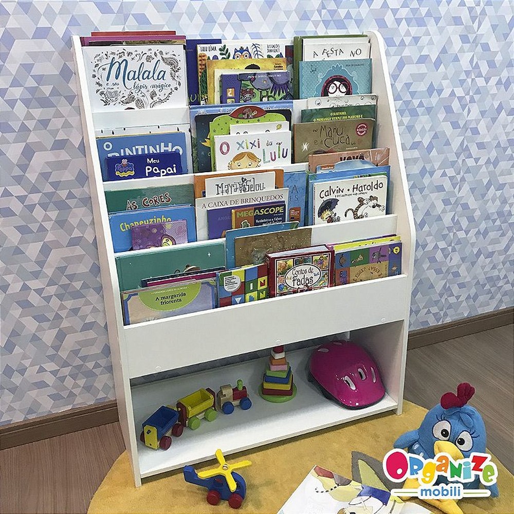 Organizador de livros com prateleira de brinquedos