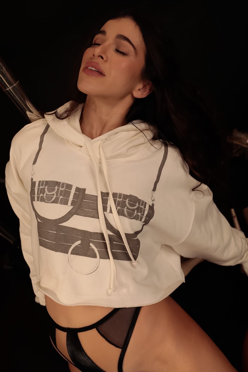 MOLETOM CROPPED MIMEO | MIMEO CROPPED HOODIE