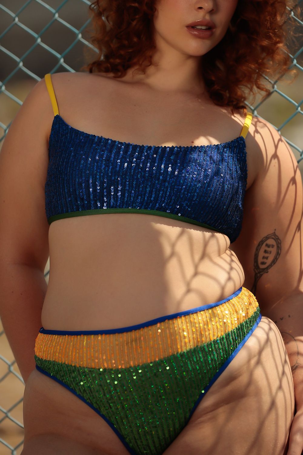 ASA DELTA VENTO PAETÊ GINGA | VENTO SEQUIN GINGA HOT PANTS