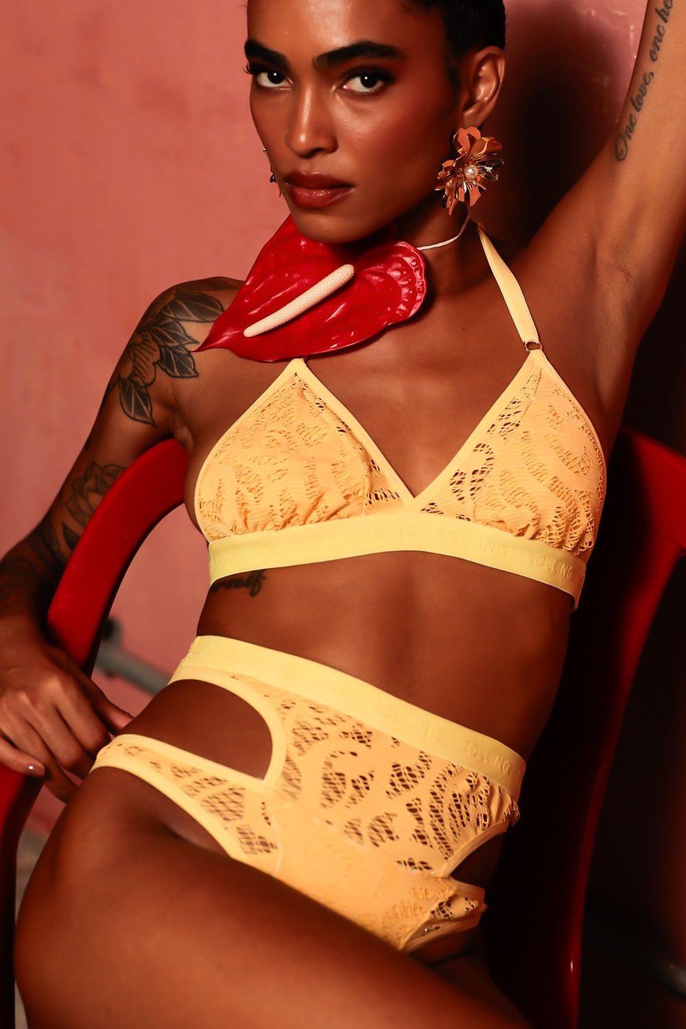TOP LINGER LACE AMARELO | YELLOW LACE LINGER TOP