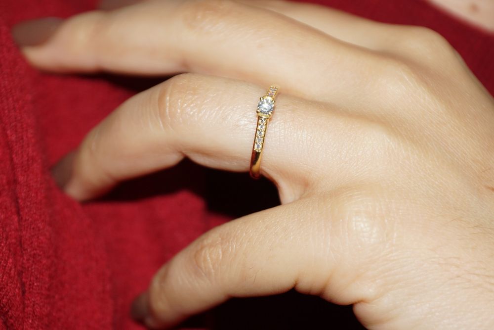 Anel Solitário Jasmim Ouro 18k