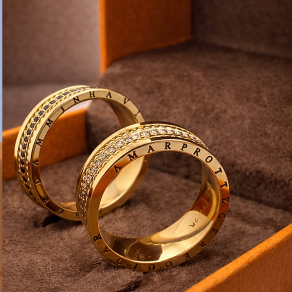 Aliança Pétala Dupla Ouro 18k