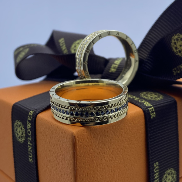 Aliança Pétala Dupla Ouro 18k