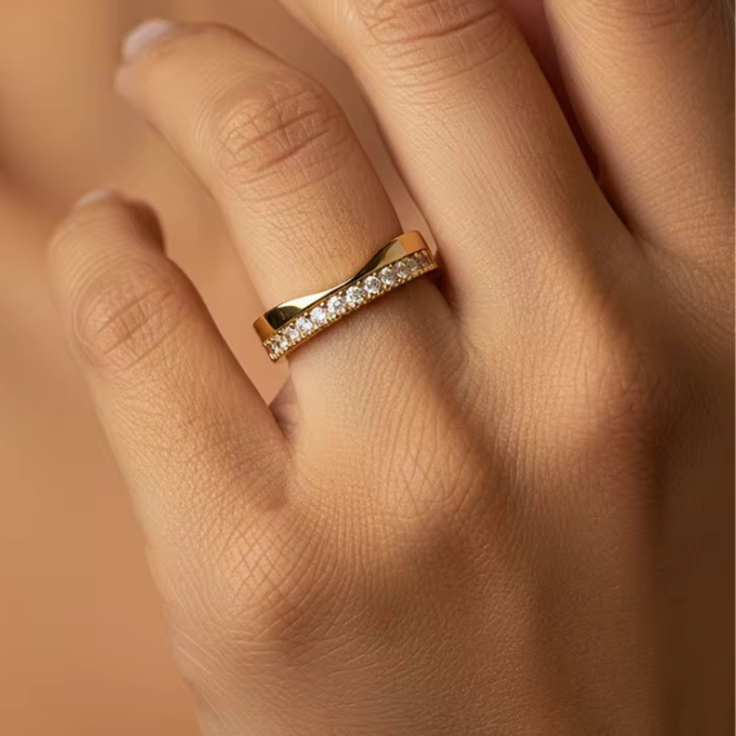 Aliança Íris Ouro 18k 