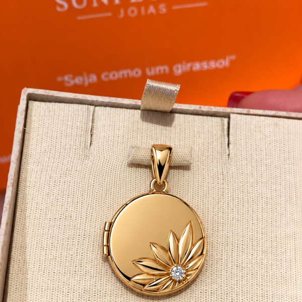 Pingente Relicário Eternità em Ouro 18k