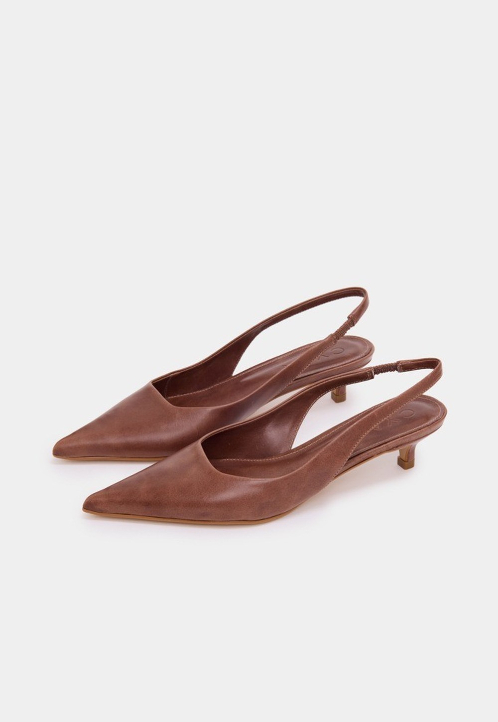 Scarpin Slingback Couro Marrom Estonado Salto Fino