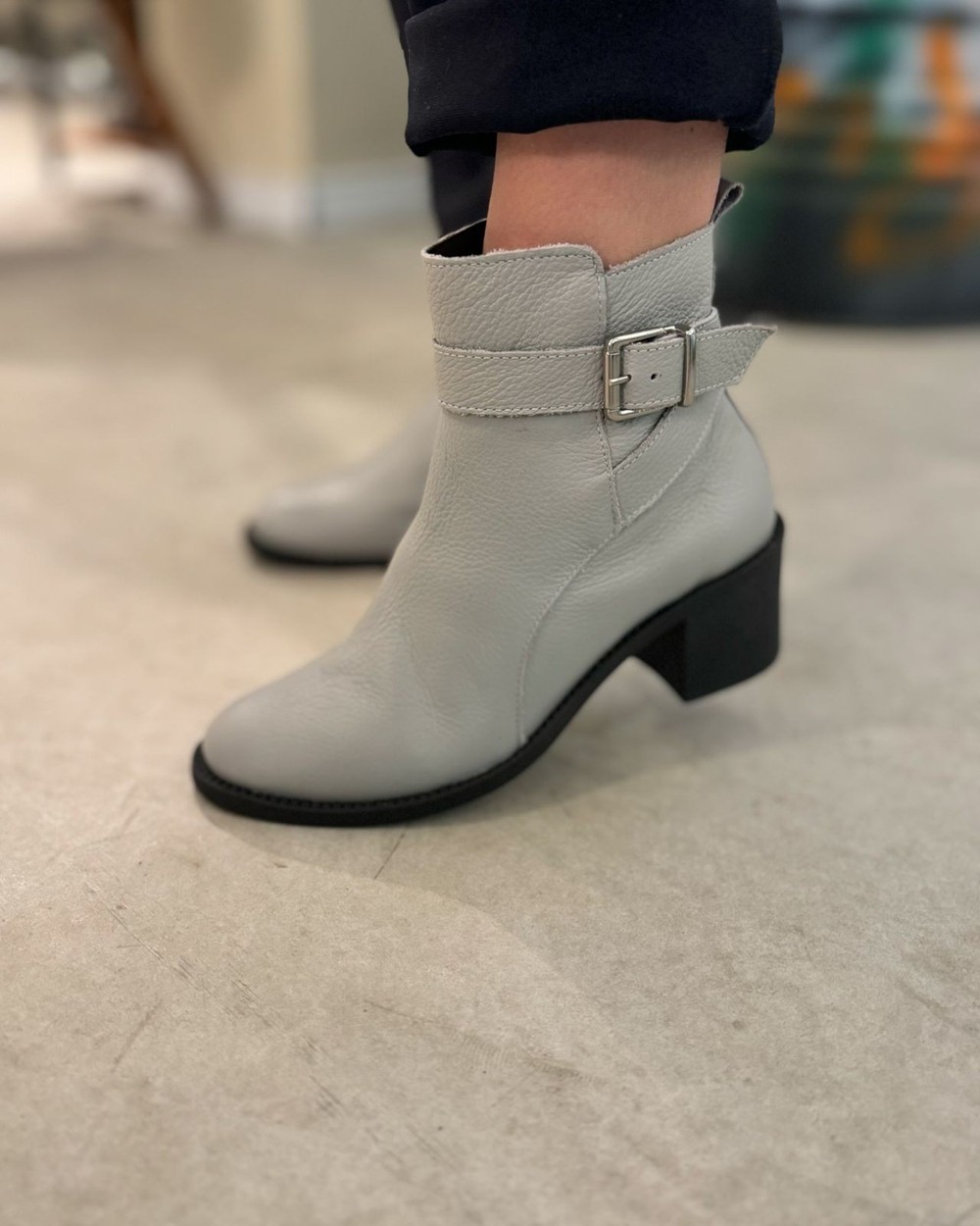 Bota cinza Lia Line