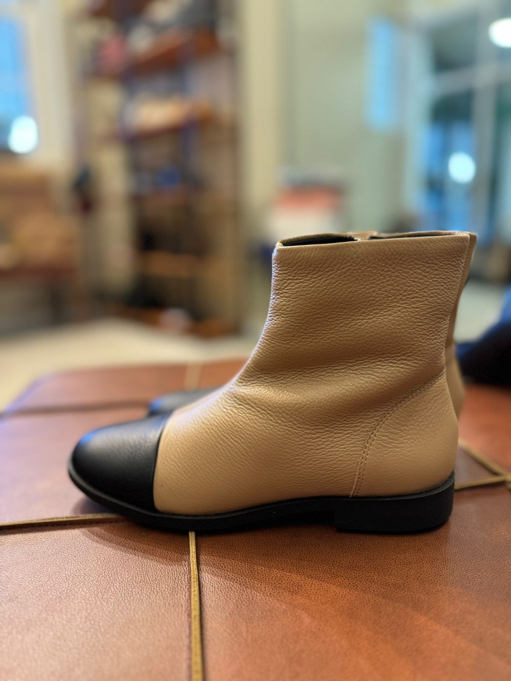 Bota bicolor Lia Line