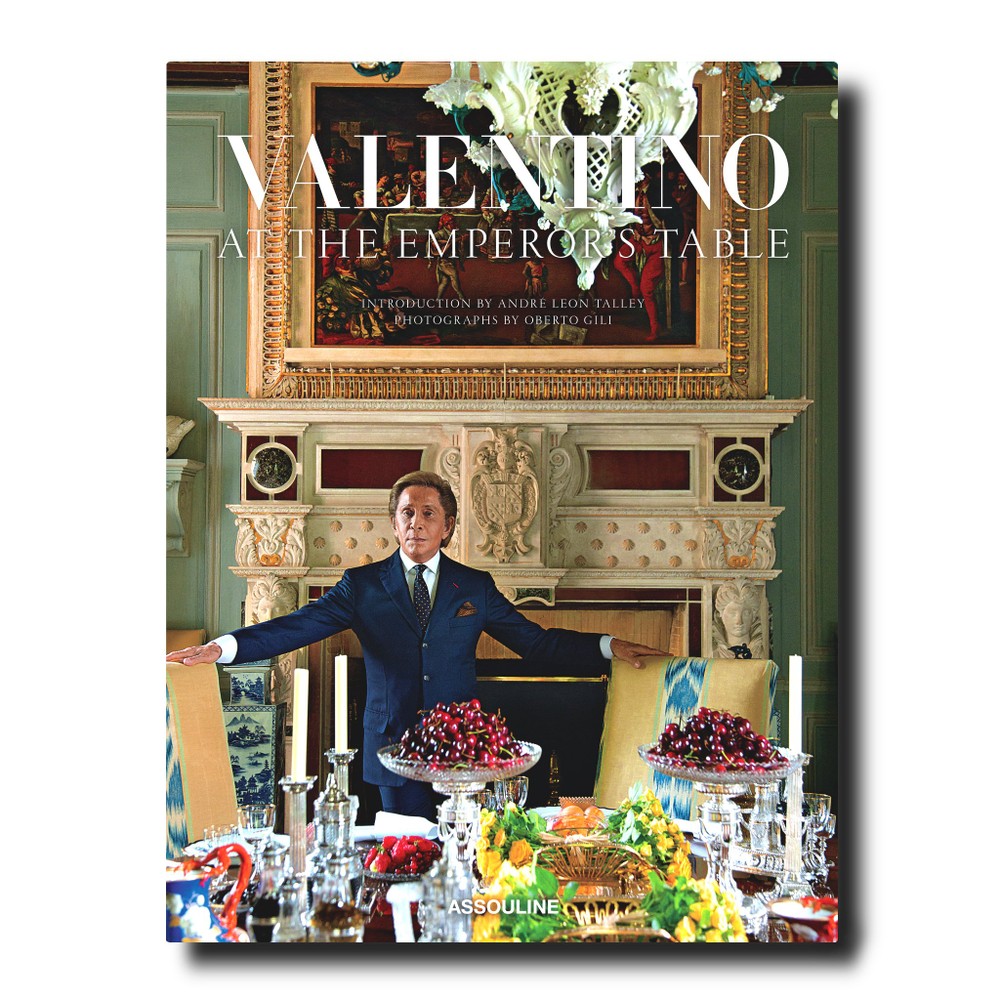Livro Valentino At The Emperor's Table