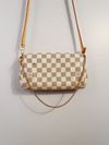 Bolsa Louis Vuitton Favorite
