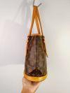 Bolsa Louis Vuitton Petit Bucket