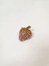 Broche Gucci morango
