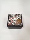 Broche Gucci morango