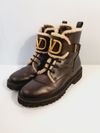 Coturno Valentino VLogo