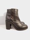Bota Chanel