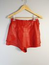 Shorts saia Cris Barros couro