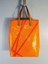 Bolsa Louis Vuitton Reade MM