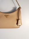 Bolsa Prada Re-edition