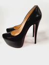 Sapato Christian Louboutin Daffodile
