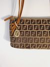Bolsa Fendi Monograma