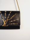 Bolsa Louis Vuitton Studded Louise Chain