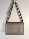 Bolsa Chanel Boy grande