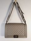 Bolsa Chanel Boy grande