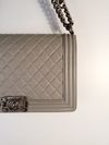 Bolsa Chanel Boy grande