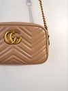 Bolsa Gucci GG Marmont pequena