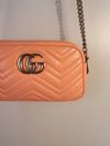 Bolsa Gucci GG Marmont pequena