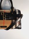 Bolsa Burberry Check Alchester Bridle Bowling Bag